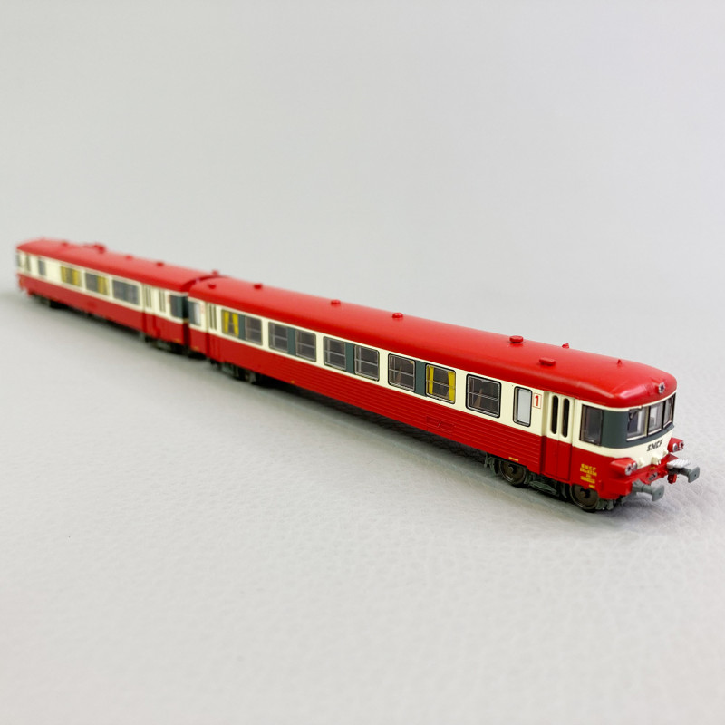 Autorail EAD XBD 4552 + XRAB 8334, Marseille, toit rouge, Sncf, Ep IV - REE NW197 - N 1/160