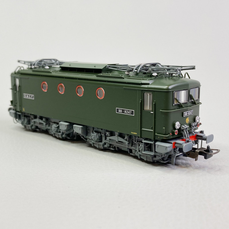 Locomotive électrique BB 8247, Sncf, Ep IV - PIKO 51918 - HO 1/87