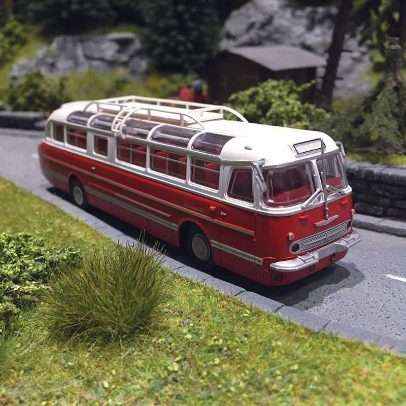 Bus, Ikarus 55, Blanc / Rouge - BREKINA 59472 - HO 1/87