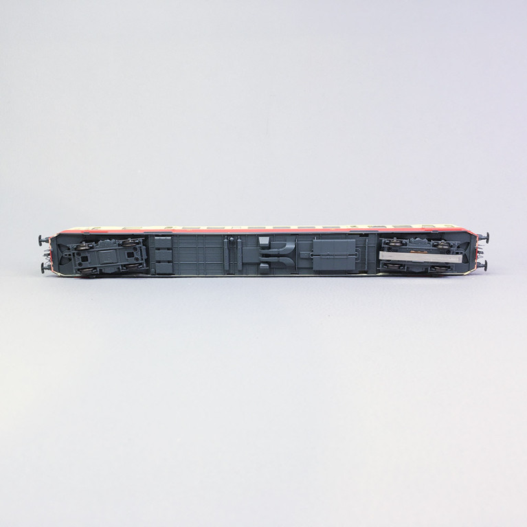 Autorail X2828 Lyon Vaise SNCF Ep III - REE MB161 - HO 1/87