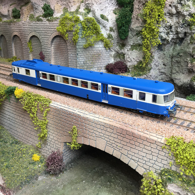 AUTORAIL RGP 2 - X 2702 Bordeaux sonore REE MB-173 S HO EUR 459,00