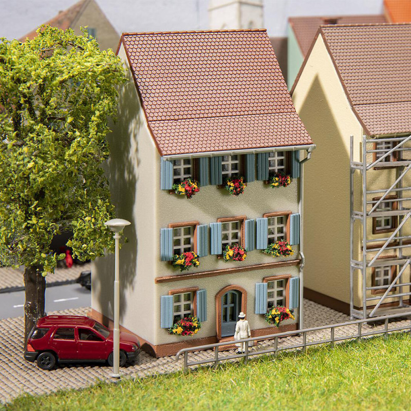 Village avec église -N-1/160-FALLER 232220 - L'atelier du train