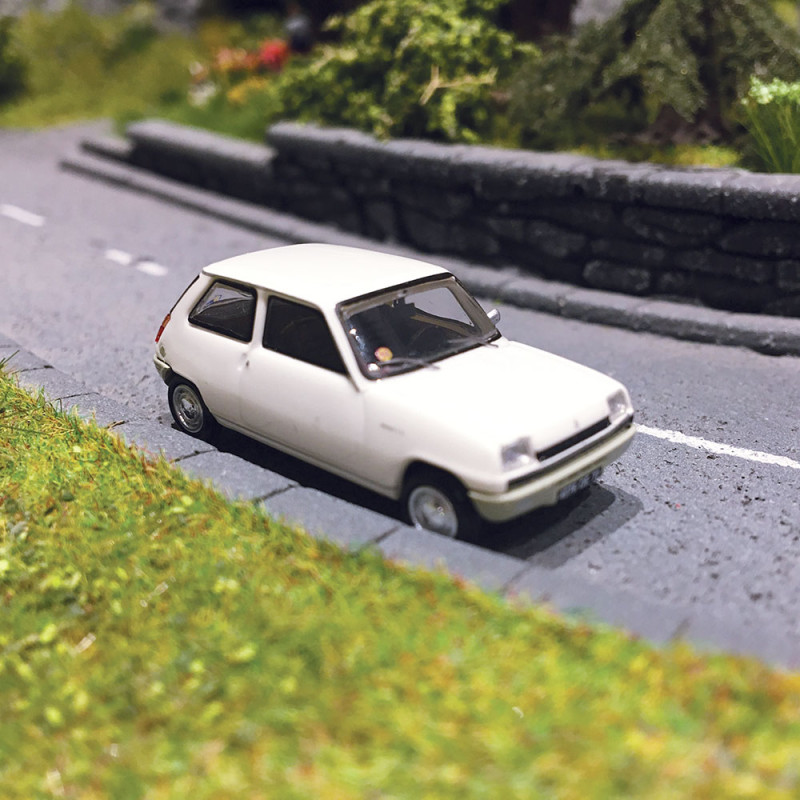 Renault 5 TL 1972 Blanche - REE CB142 - HO 1/87