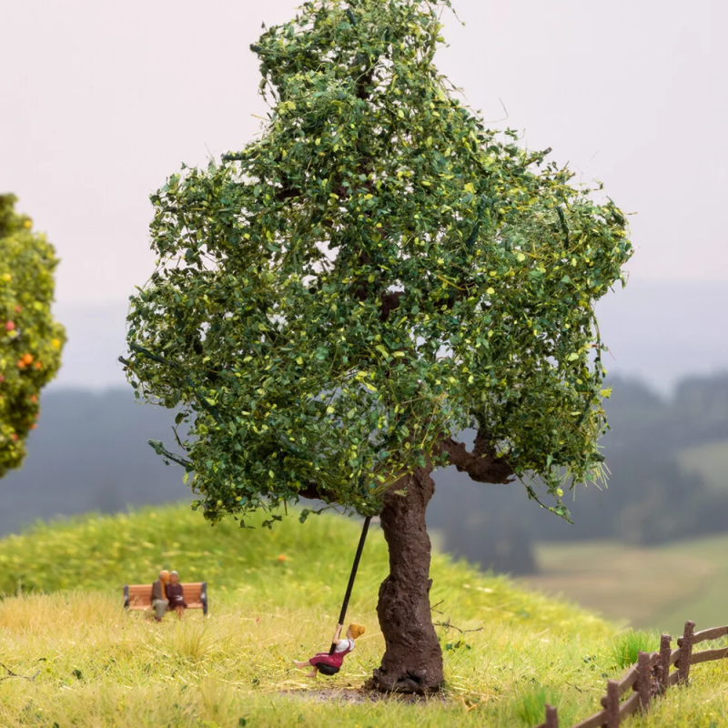 Arbre avec balançoire animée - NOCH 21769 - N 1/160