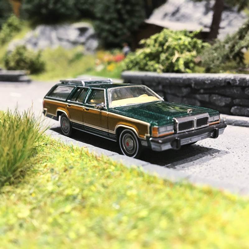 Ford LTD Country Squire Vert / Woody - BREKINA 19628 - HO 1/87