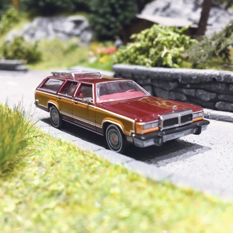 Ford LTD Country Squire Bordeaux / Woody - BREKINA 19627 - HO 1/87