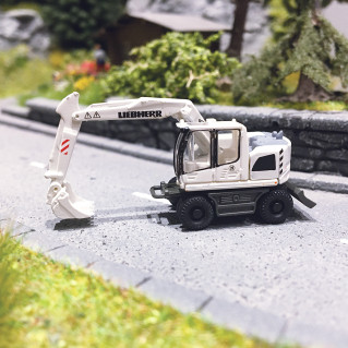 Pelleteuse à pneus, LIEBHERR Bagger Compact, Blanche - MINIS LC4268 - N 1/160