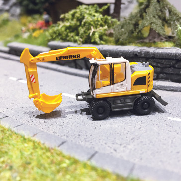 Pelleteuse pneus LIEBHERR Bagger Compact Jaune / Blanc - MINIS LC4266 - N 1/160