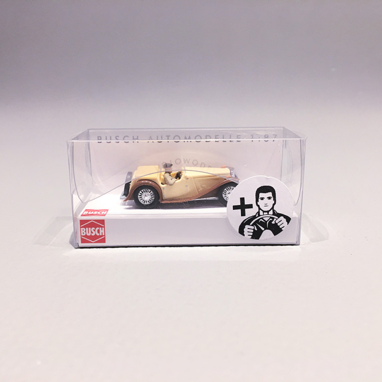 MG Midget TC avec conducteur - BUSCH 45918 - HO 1/87