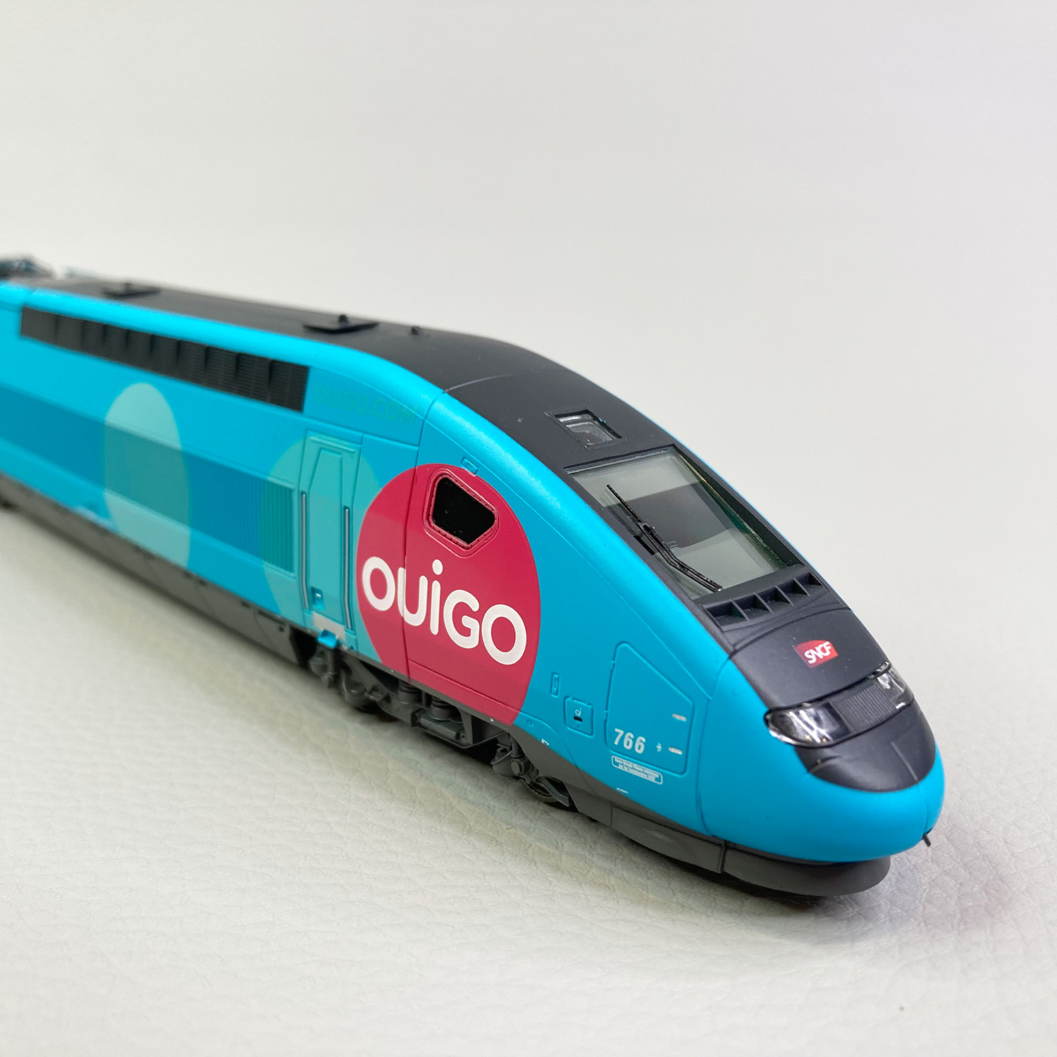 Jouef HJ1042, SNCF TGV Duplex OUIGO, High Speed Train