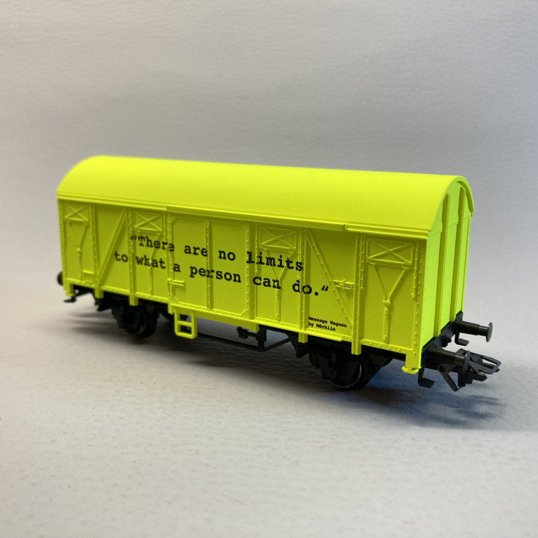 Wagon "Message wagon", artiste Keith Haring - MARKLIN 48083 - HO 1/87 - DEP258-037