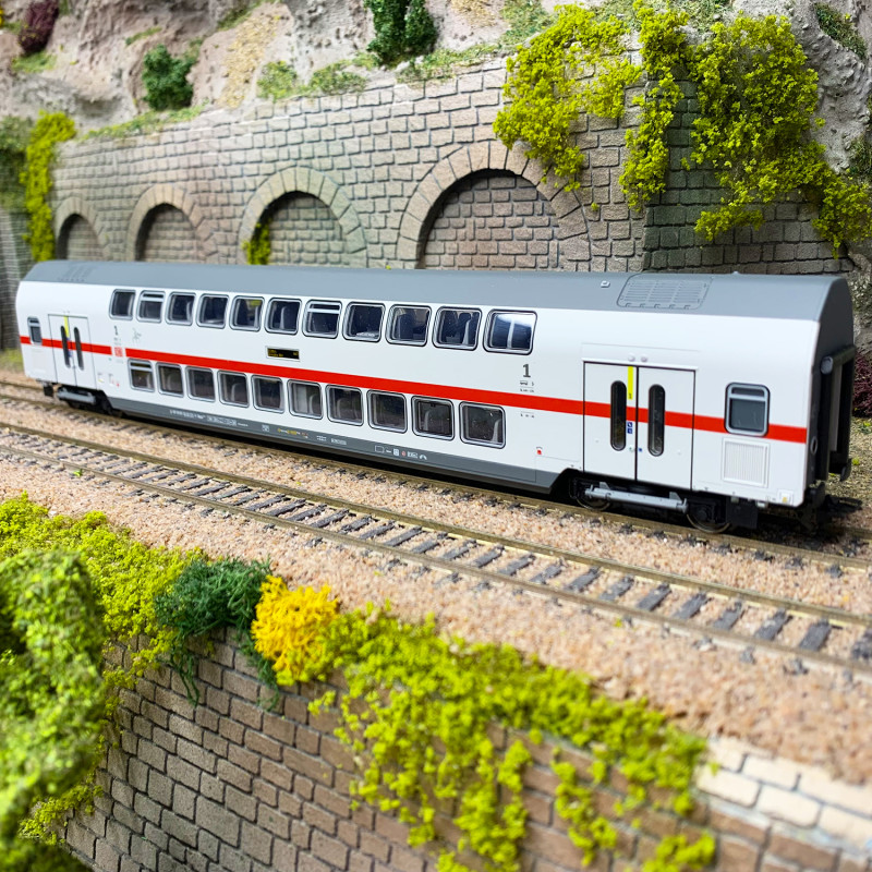 Trix H0 23314 - Voiture Voyageurs SBB CFF 3ème Classe - Époque III - Construite - Années 90