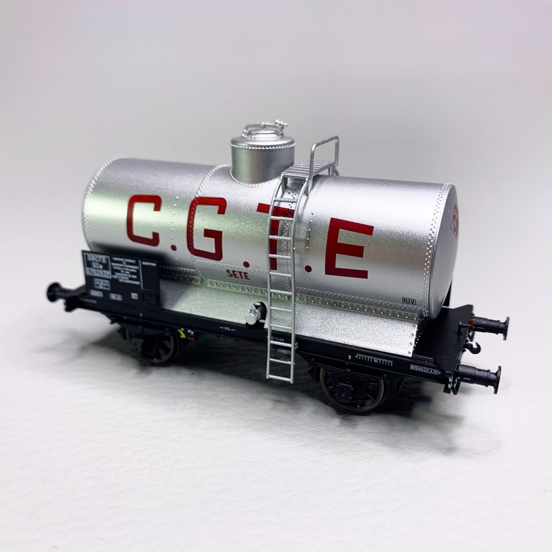 Wagons citernes OCEM 19  C.G.T.E., SNCF, époque III – REE WB709 - HO-1/87