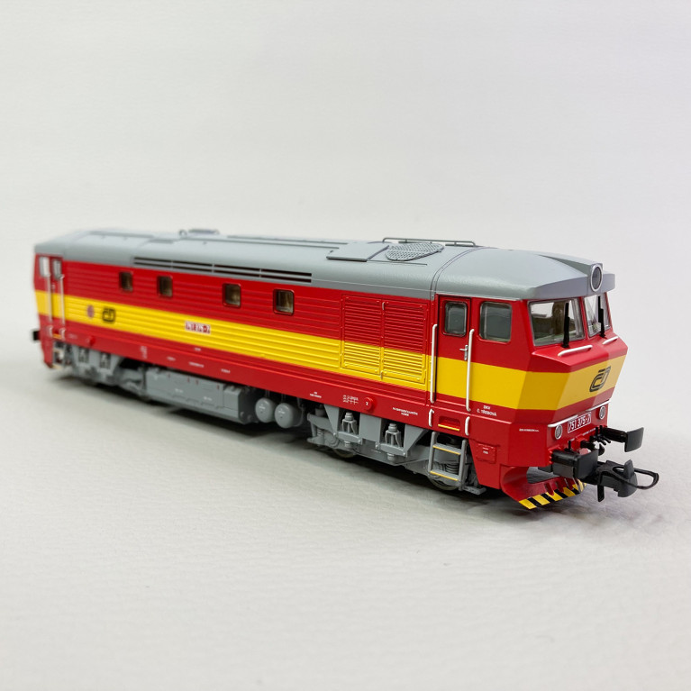 Locomotive diesel 751 375-7, "Bardotka", CD, Ep V - ROCO 70922A - HO 1/87