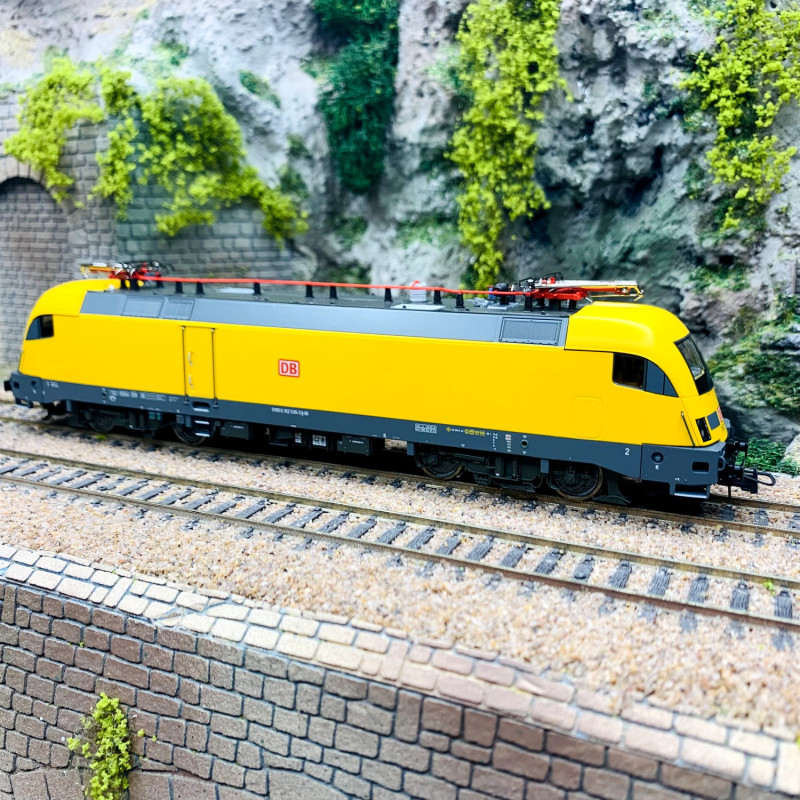Locomotive électrique BB 126163, En voyage, SNCF, Ep VI, digital son - FLEISCHMANN 7570020 - N Locomotive électrique BB 126163, En voyage, SNCF, Ep VI, digital son - FLEISCHMANN 7570020 - N