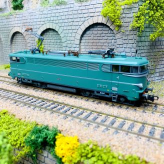 Locomotive électrique BB 25233, livrée verte, plaque Mistral, Sncf, Ep IV - ROCO 70561 - HO 1/87