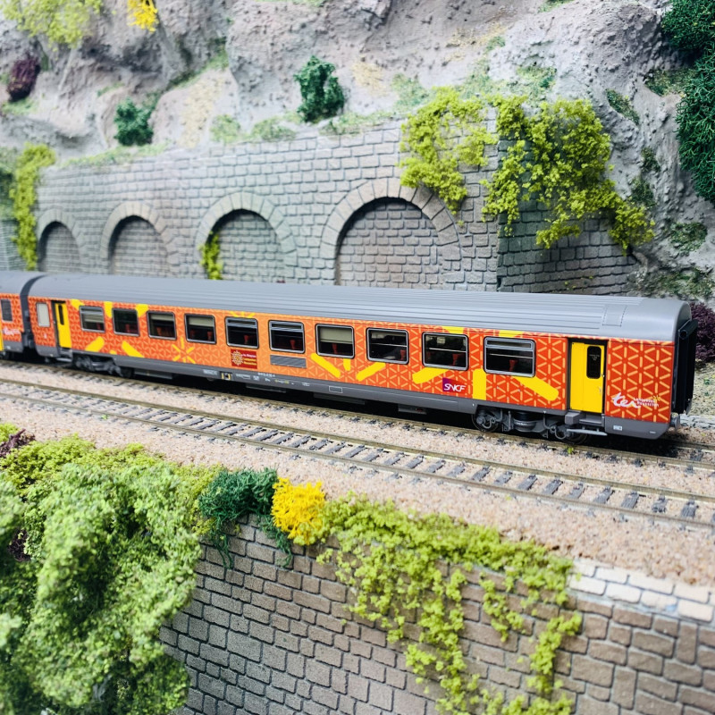 COFFRET DE 3 VOITURES VTU RÉGION LANGUEDOC ROUSSILLON, Ep VI - SNCF - LSMODELS 40313 - HO 1/87