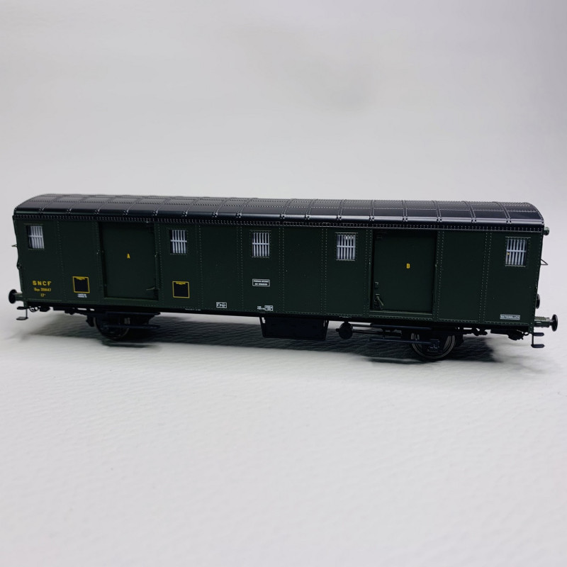 Train Miniature HO – Fourgon OCEM 32 Feux Fonctionnels – REE Models Réf VB-332 – Neuf