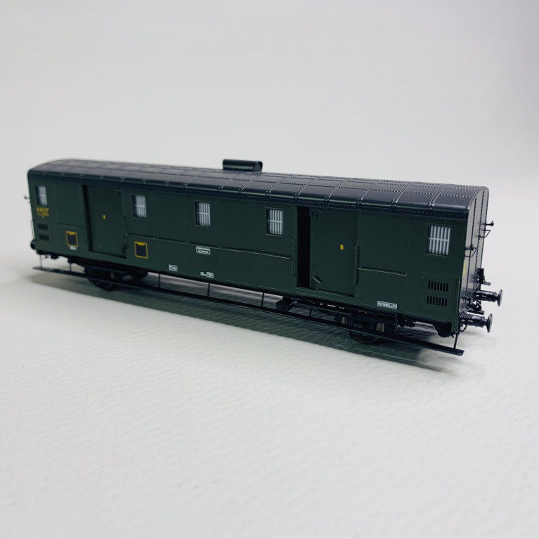 Fourgon OCEM 30 Toit noir BATTIGNOLES ép III SNCF-HO 1/87-REE VB-111