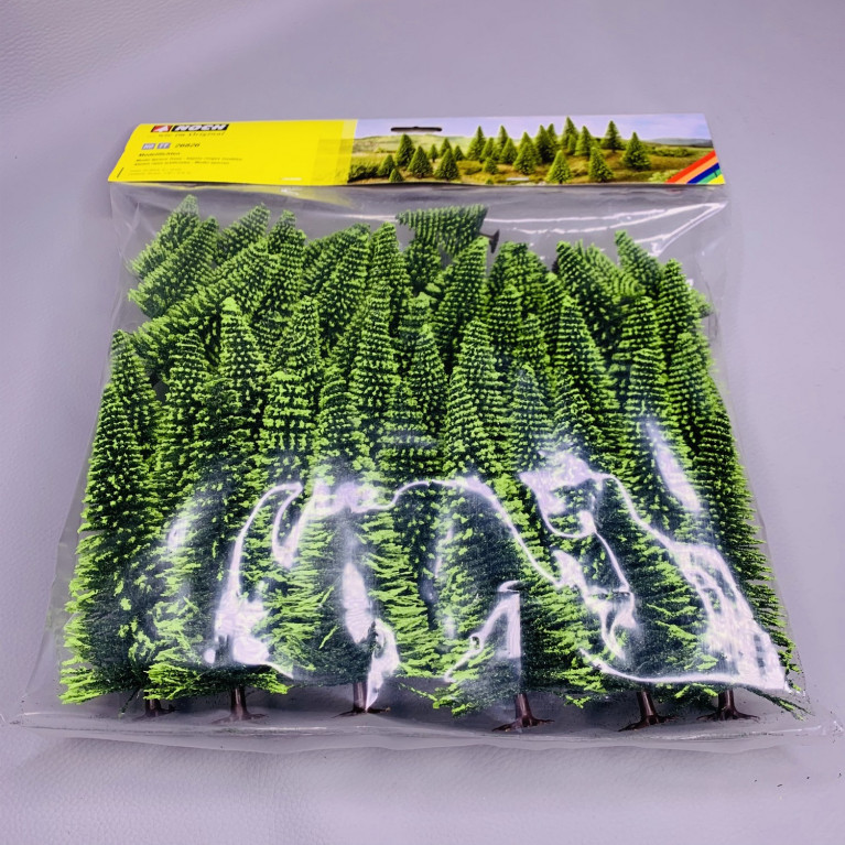 50 sapins épicéas 5 à 14 cm de haut - NOCH 26826