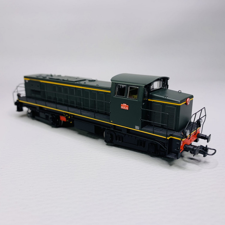 Locomotive Diesel 040 DE 132 Dépôt La Plaine, Ep. III - R37 41033 - HO 1/87