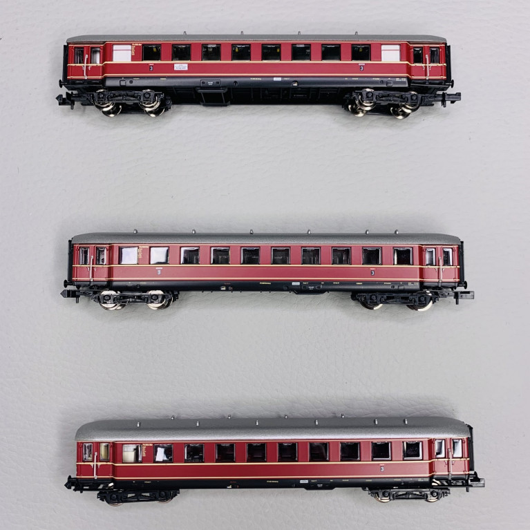 Coffret de 3 voitures "Les voitures rouges de Bamberg" partie 1, DB, Ep III - MINITRIX 15405 - N 1/160