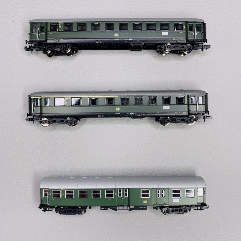 Coffret voitures voyageurs vallée du Danube, DB, Ep III - MINITRIX 18209 - N 1/160