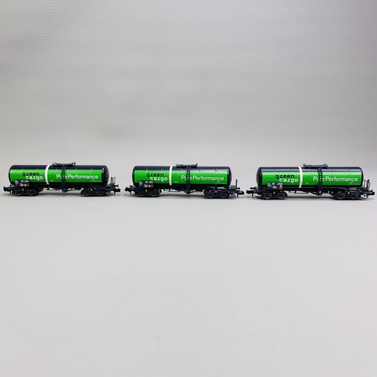 3 wagons citernes type Zacns "Pure Performance", Green Cargo SJ, Ep VI - FLEISCHMANN 825817 - N 1/160