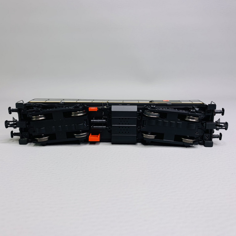 Locomotive diesel 040 DE 704 dépôt Noisy, SNCF, Ep. III - R37 41104 - HO 1/87