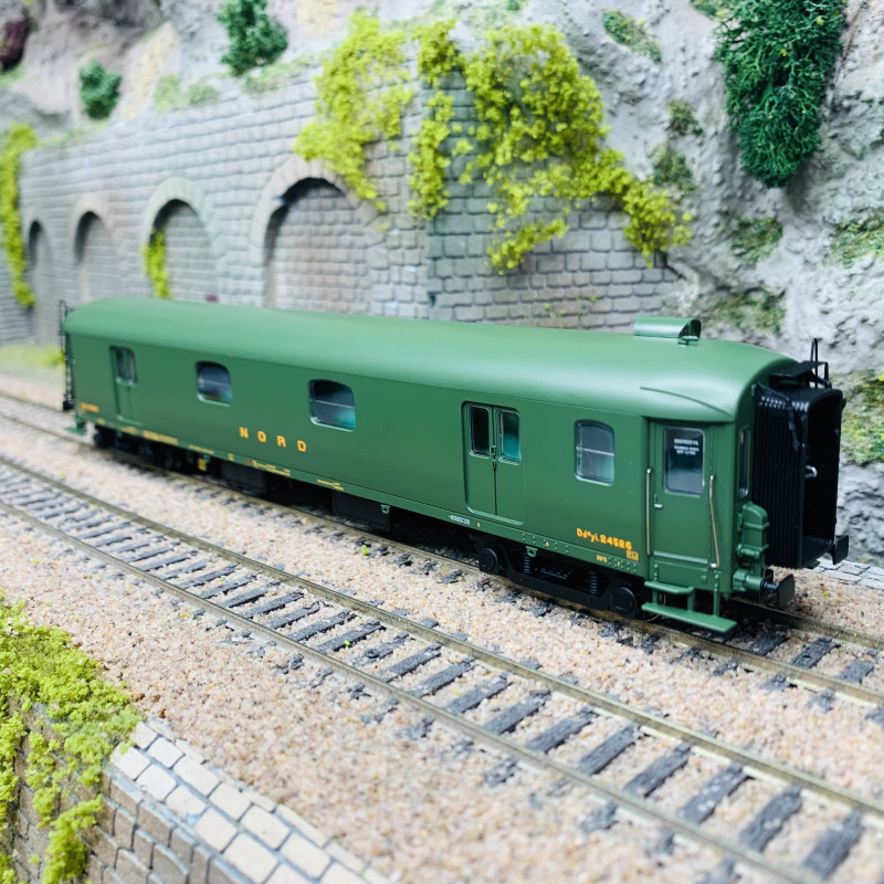 Fourgon Rapide, Dd4yi 24256, Cie du Nord,Ep II - Lsmodels 31203 - HO 1/87