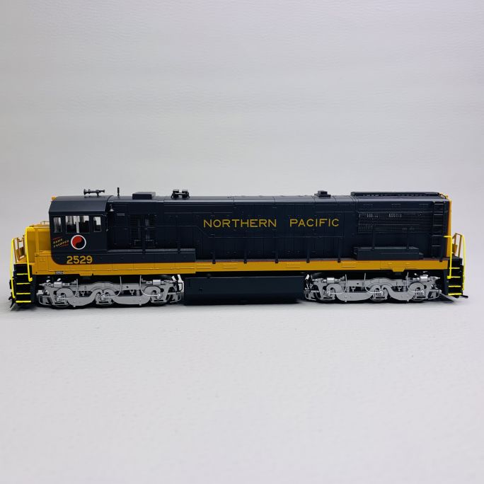 Locomotive diesel U25C 2529, Northern Pacific,Ep III - RIVAROSSI HR2886S - HO 1/87