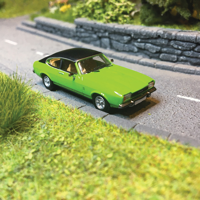 Ford Capri MK2 Vert Noir - PCX870645 - HO 1/87