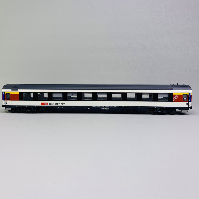 Voiture voyageur type Apm EC, 1CL, CFF, Ep VI - LSMODELS 47373 - HO 1/87