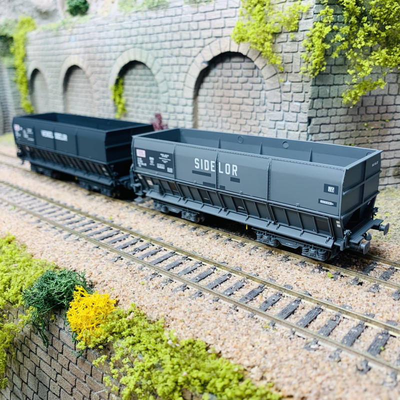 REE Modeles WB-358 - French 2pc Flat Wagon Set OCEM 19 Type A