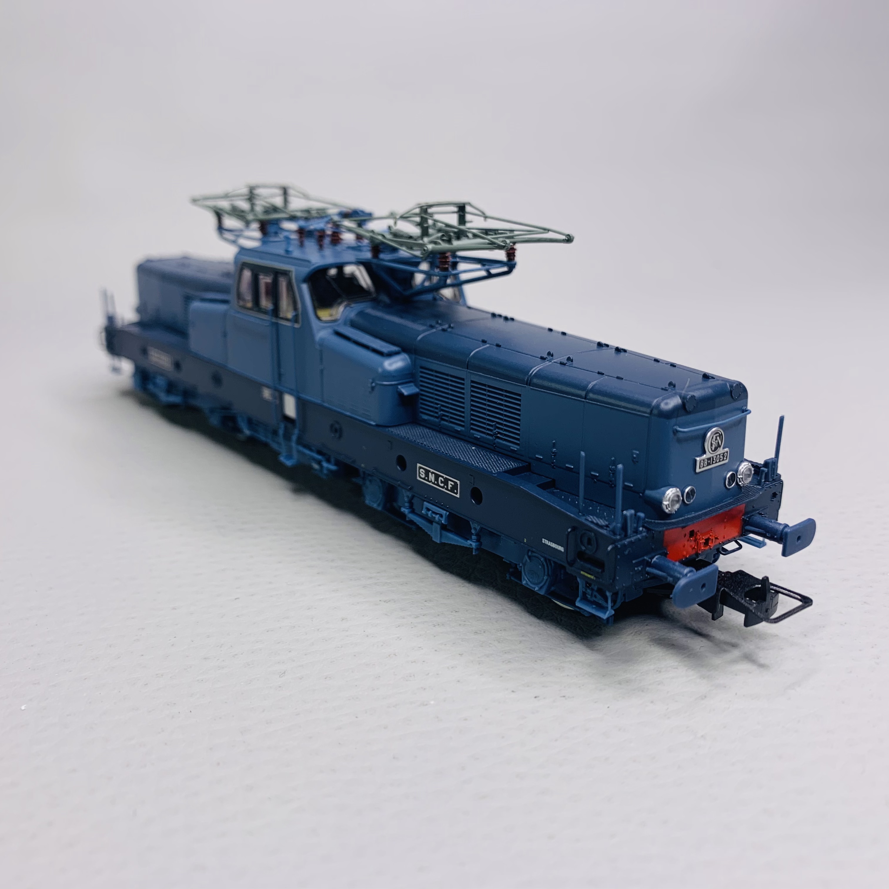 Lot De 24 Figurines Peintes Pour Modélisme Ferroviaire HO échelle 1:87 - Pour Décors De Train