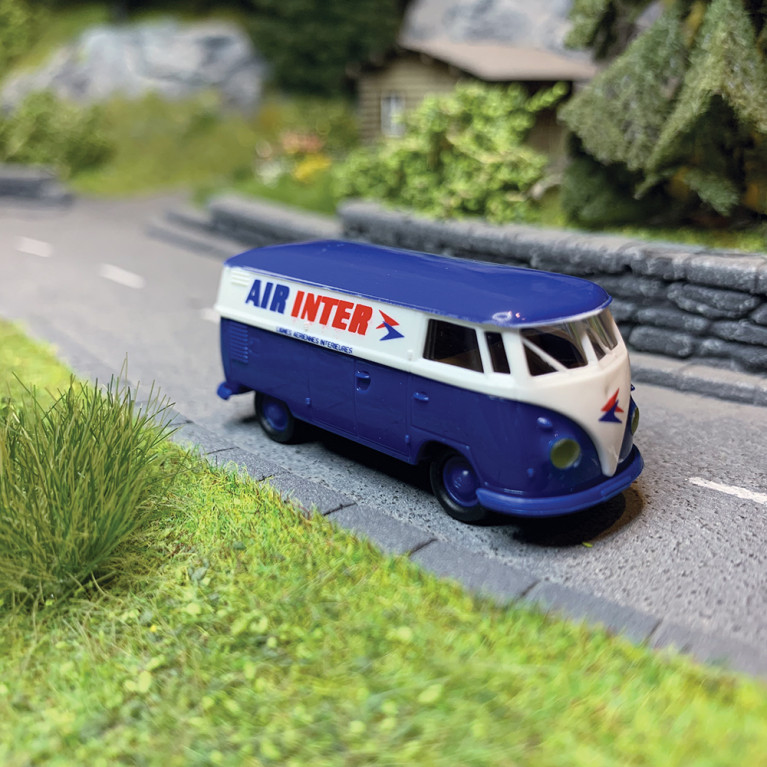 VW Combi Split Tôlé "Air Inter" - BREKINA 32762 - 1/87
