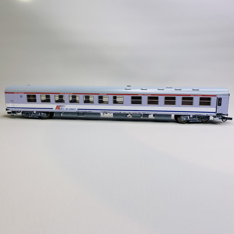 Voiture restaurant type WRmnouz(z), PKP Intercity, Ep VI - ROCO 74823 - HO 1/87