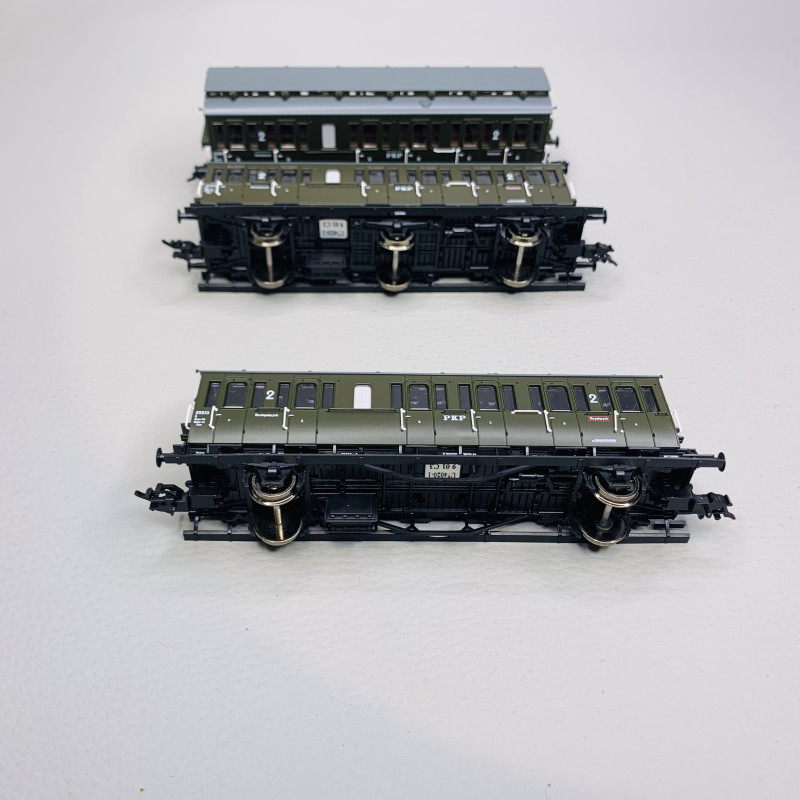 3 voitures voyageurs 2CL et 3 CL (ex DRG), train express, PKP - ROCO 6200112