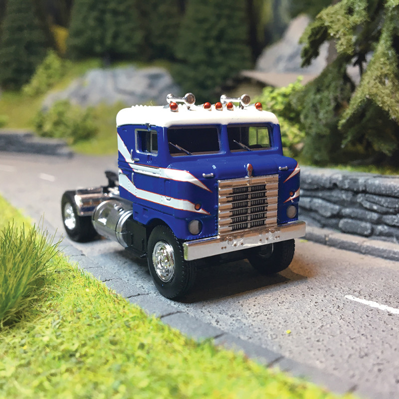 Kenworth "Bullnose" Bleu / Blanc - BREKINA 85955 - 1/87