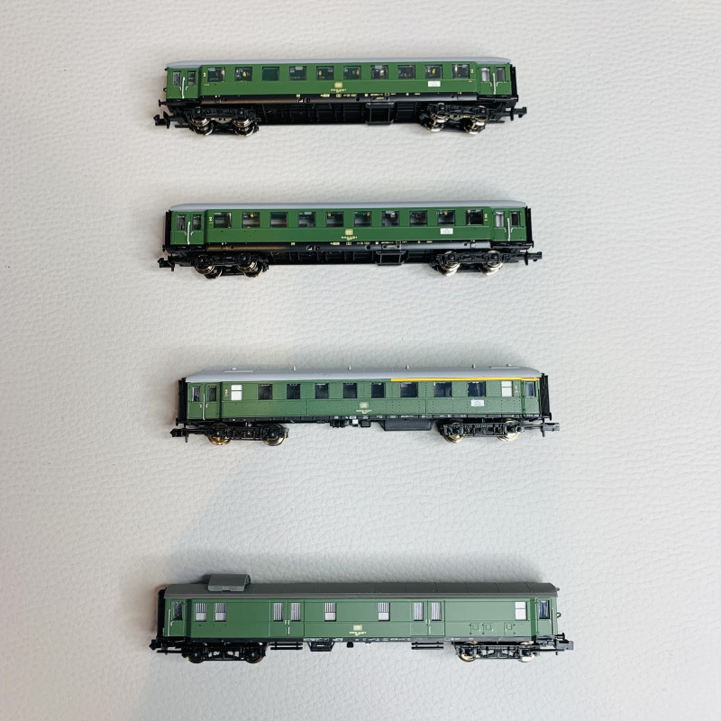 Coffret de voitures voyageurs « Service de banlieue », DB, Ep IV - MINITRIX 18709 - N 1/160