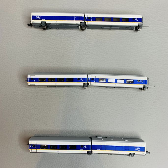 Rame TALGO 200, 6 éléments, RENFE, Ep V - ARNOLD HN4462 - N 1/160