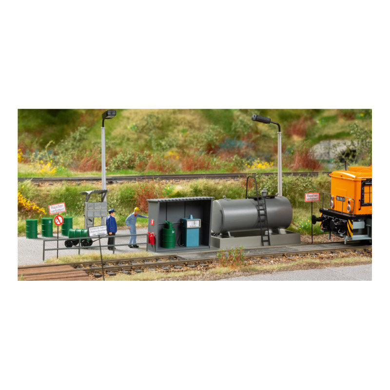 Bac Pour Huile De Voiture Dans L'atelier De La Station-service