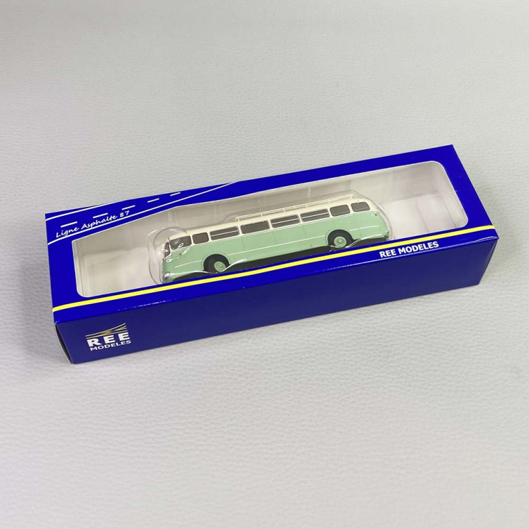 Autocar Renault 4190 "Vienne (38)" - REE CB-133 - HO 1/87