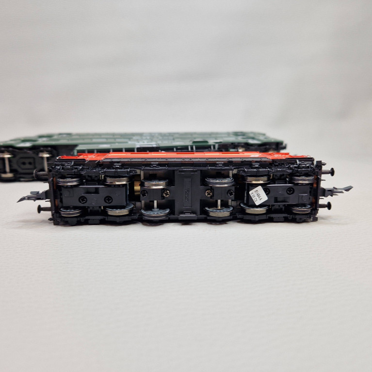 Coffret de 5 pièces : Locomotive électrique 1670.27 avec train de voyageurs, ÖBB, Ep IV digital son - ROCO 6149 - HO 1/87