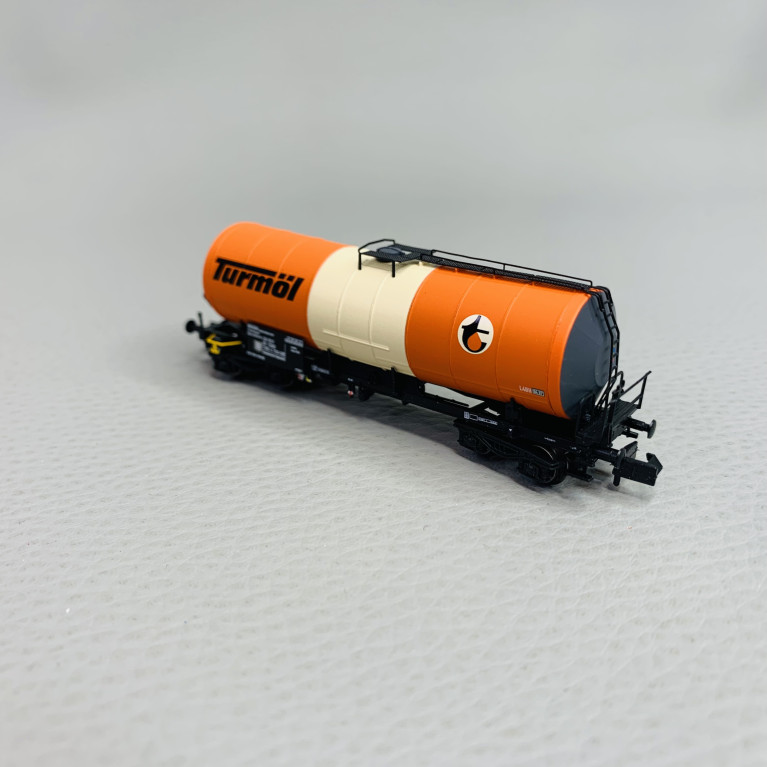 Wagon-citerne isolé "Turmöl", ÖBB, Ep IV-V - ARNOLD HN6632 - N 1/160