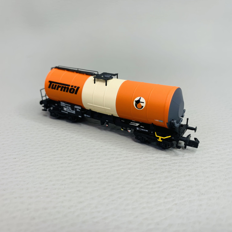 Wagon-citerne isolé "Turmöl", ÖBB, Ep IV-V - ARNOLD HN6632 - N 1/160