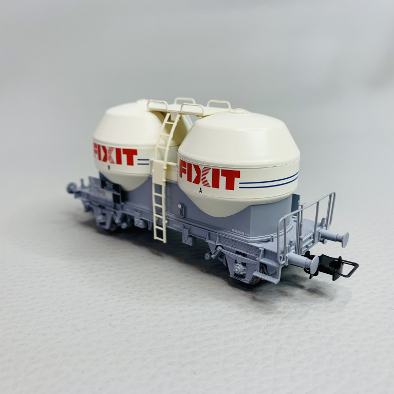 Wagon silo Ucs Fixit, 2 essieux, SNCF, Ep V - JOUEF HJ6239 - HO 1/87