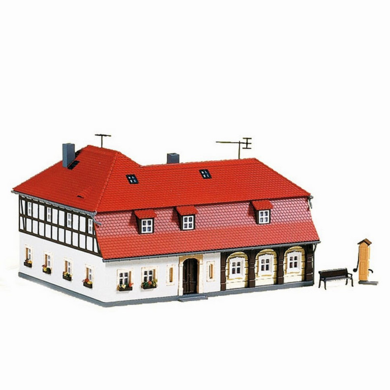 Grande maison à colombages-HO-1/87-AUHAGEN  11379