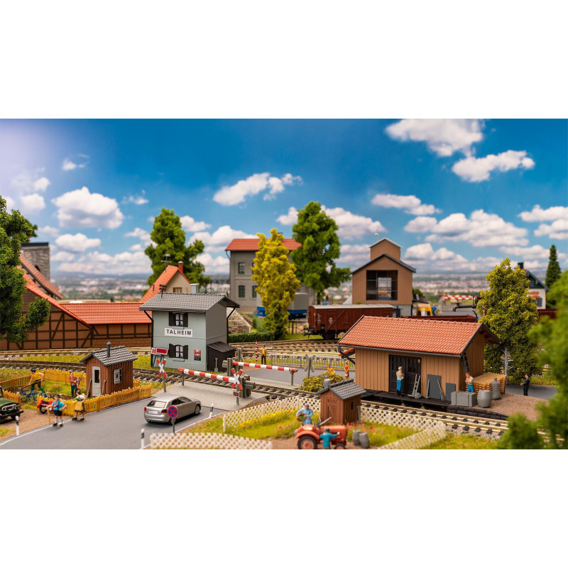 Märklin: Passage à niveau automatique (Neu (gemäss Beschreibung)) in