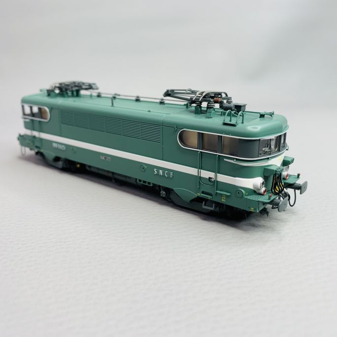 Locomotive électrique BB 9525 dépôt Béziers, SNCF, Ep IV - LSMODELS 10250S - HO 1/87